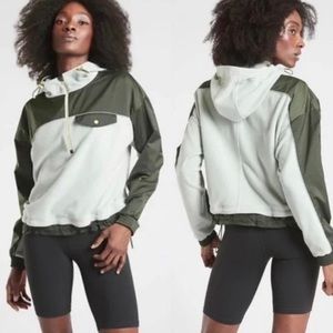 NWT Athleta Half Quarter Zip Medium Fleece Green Never Worn NEW